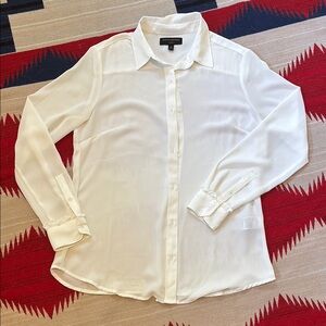 Women’s banana republic white classic fit business casual blouse
